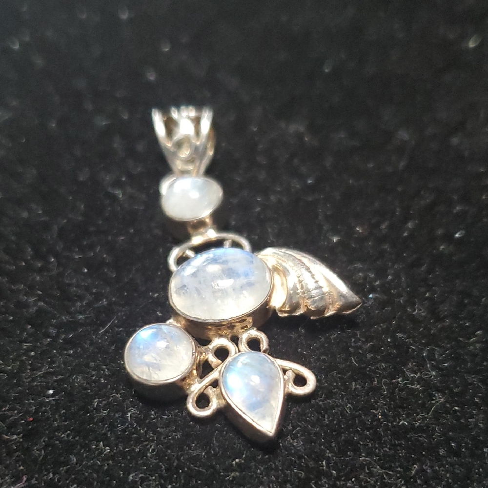 Silver Moonstone Pendant